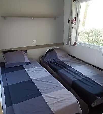 Mobilhome Climatise 3 A 30 Min Du Puy Du F Et De Nantes * La Boissiere-de-Montaigu